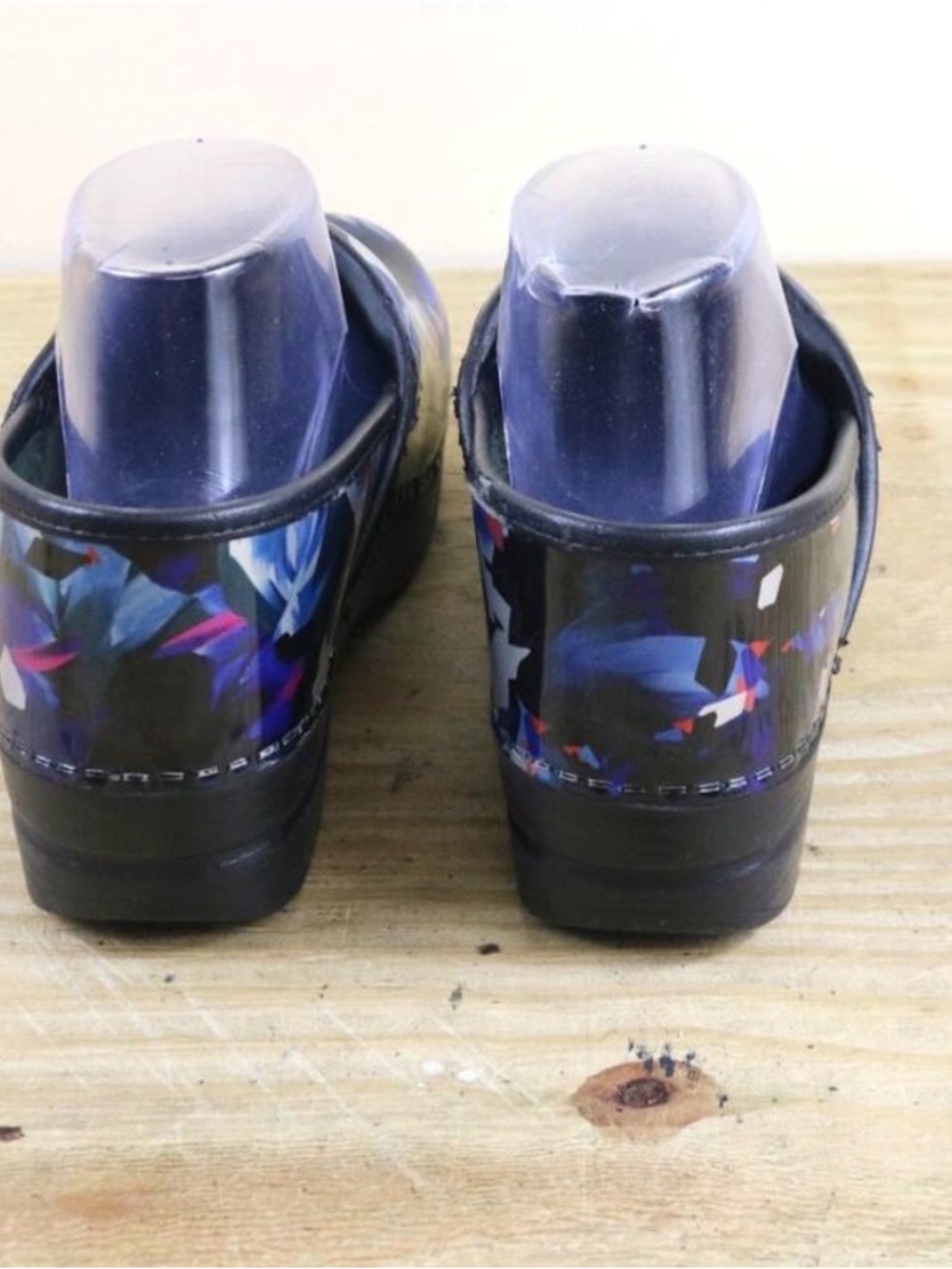 Dansko Clogs 38 Womens Floral Patent Leather Shoes Mules Slip on Comfort - Picture 4 of 8